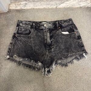 PACSUN High Rise Festival black Jean shorts size 28